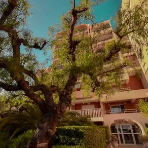 jujuceline83.fr-provencehotel.com/